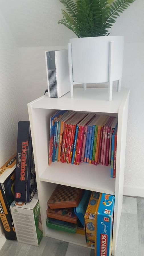 Cosy appartement dans une villa avec piscine, proche du centre et de la mer Cabourg Extérieur photo