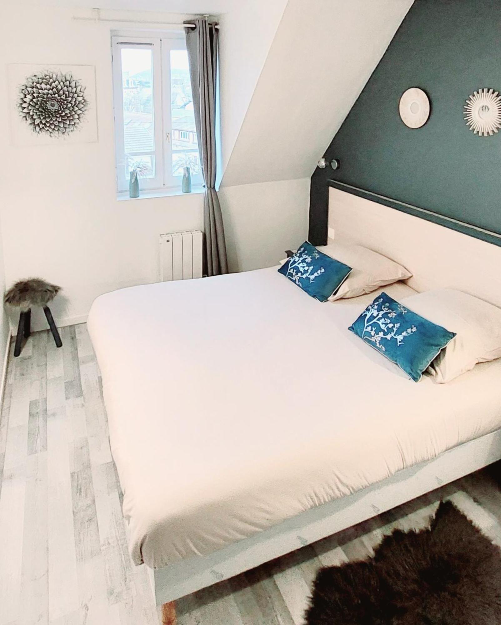 Cosy appartement dans une villa avec piscine, proche du centre et de la mer Cabourg Extérieur photo